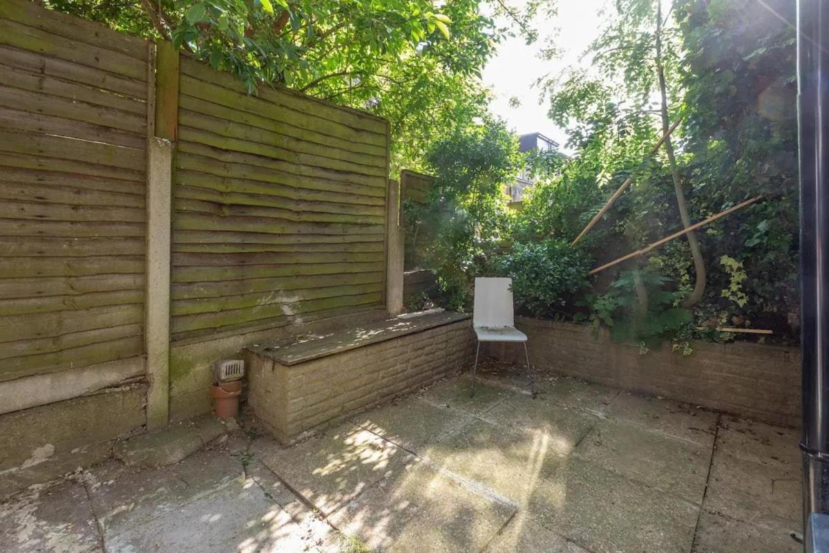 Stylish 2-Bed Flat In The Heart Of West Hampstead Apartment London Bagian luar foto